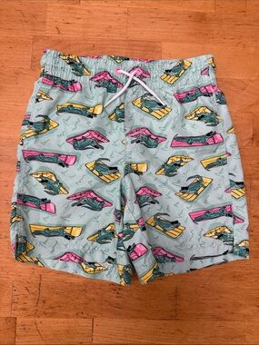 Old Navy Boy’s Swim Trunks *very nice used condition* Size Medium (8)